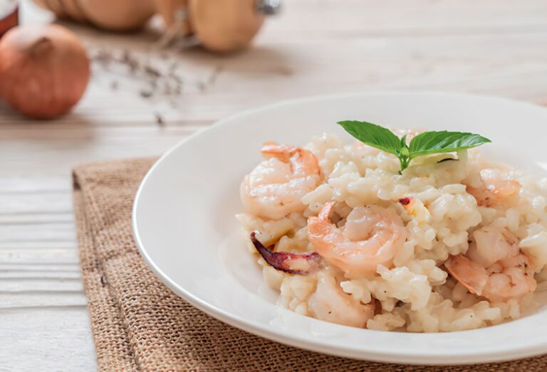 Foto de Risotto aux crevettes et aux calamars