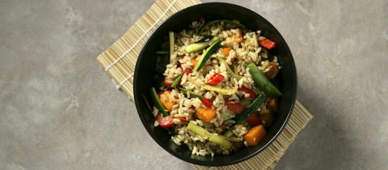 Foto de Sauté de riz complet aux légumes