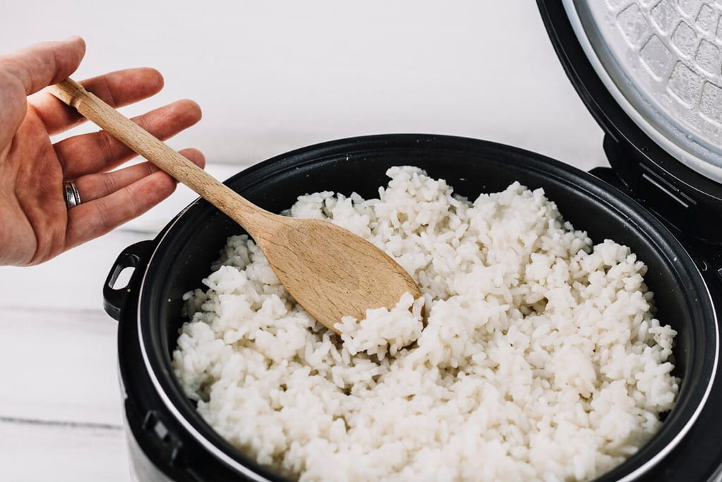 طريق طبخ الأرز لتعزيز البروتينات