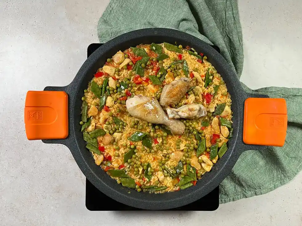 paella au poulet arroz cigala