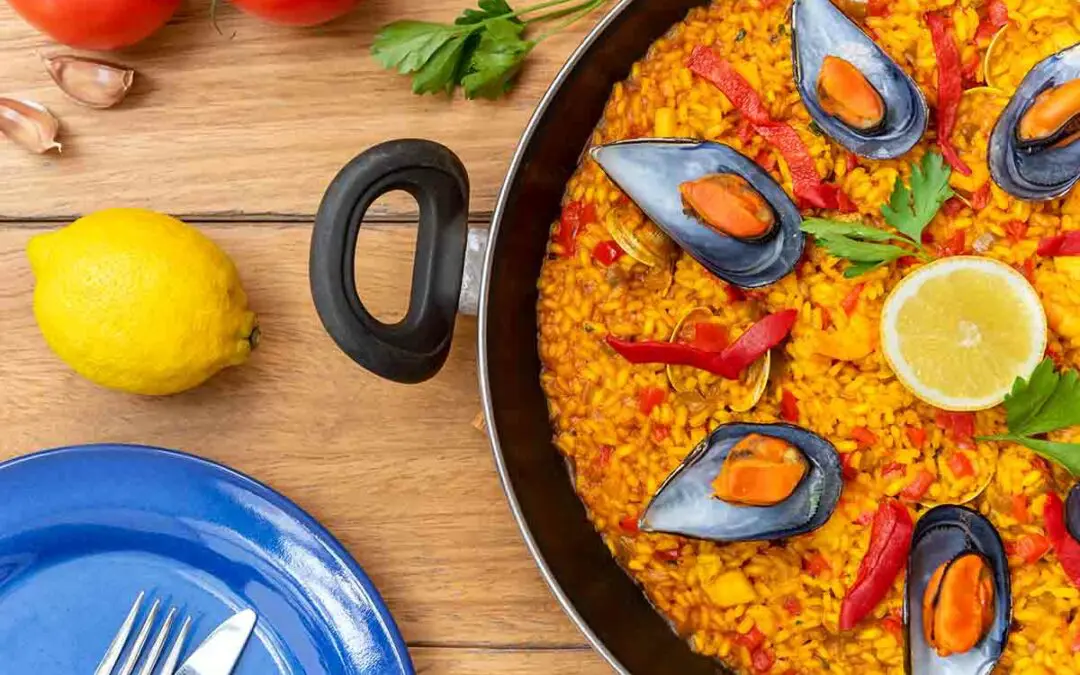 نصائح الحصول على أرز بحبيبات غير ملتصقة في البايلا: أسرار الطبخ