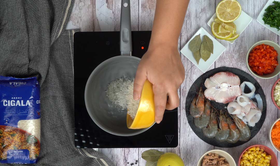 Salade de Riz aux Fruits de Mer: Cuisson du Riz