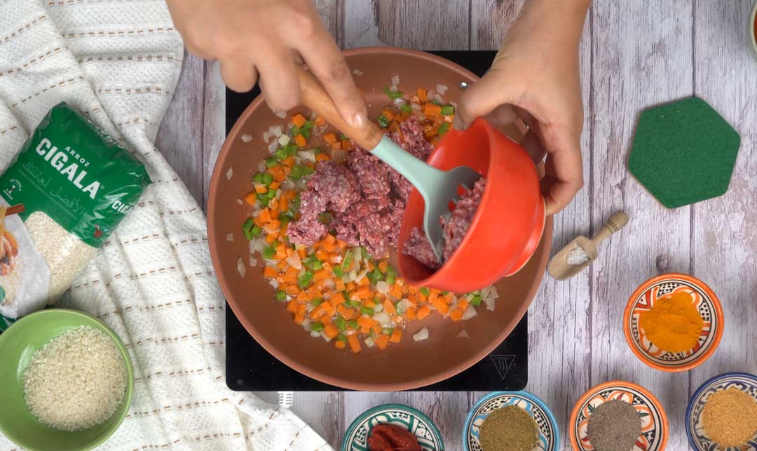 aubergine farcie au riz: cuisson de la farce