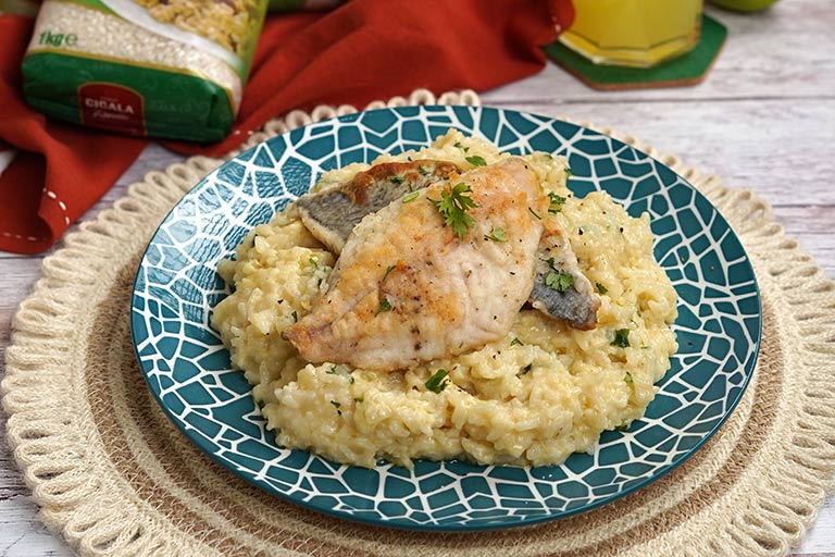 Foto de Risotto al pesce persico: la recette authentique italienne