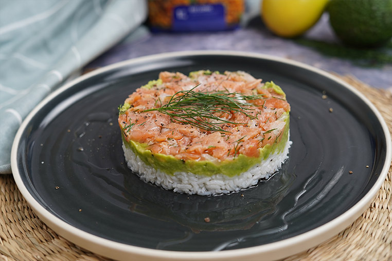 Foto de Tartare de Saumon avec Riz et Avocat