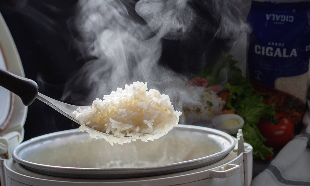درجة الحرارة المثالية لطبخ الأرز : نصائح الخبراء