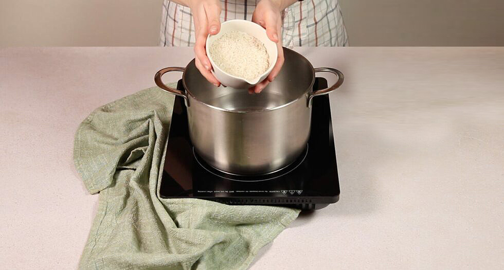 Riz aux légumes sautés: Faire cuire le riz