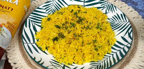 الأرز مع حليب جوز الهند والكاري