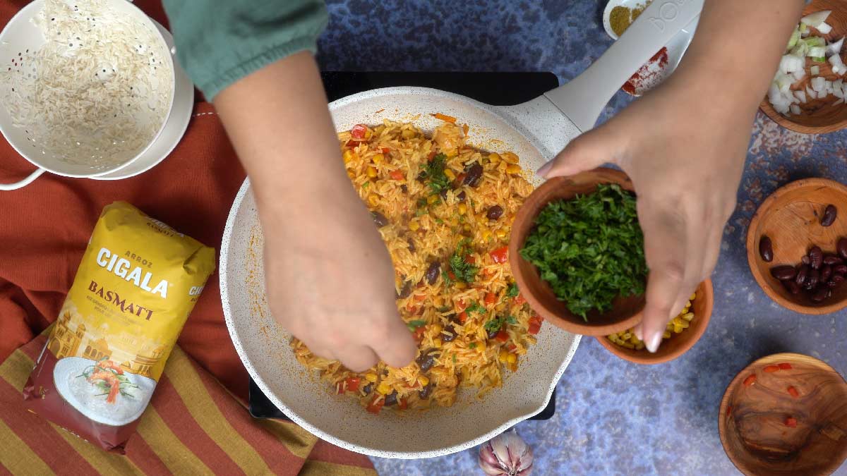 recette riz haricots rouges mexicaine: Ajout de la coriandre