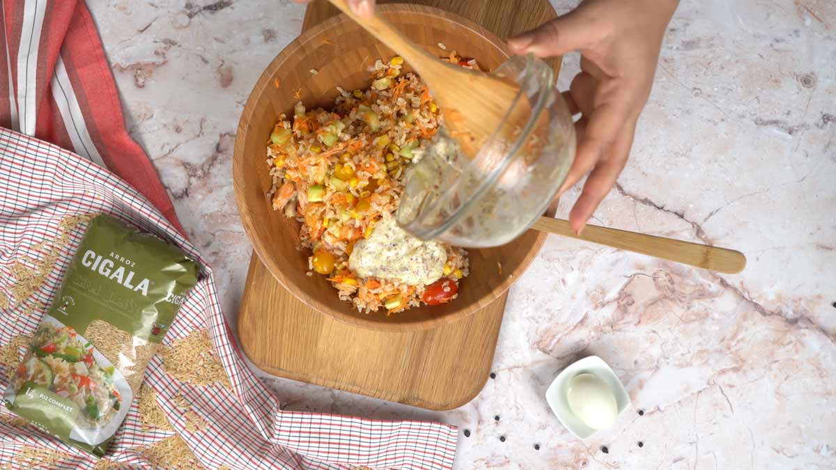 salade riz et thon: Ajout à la salade