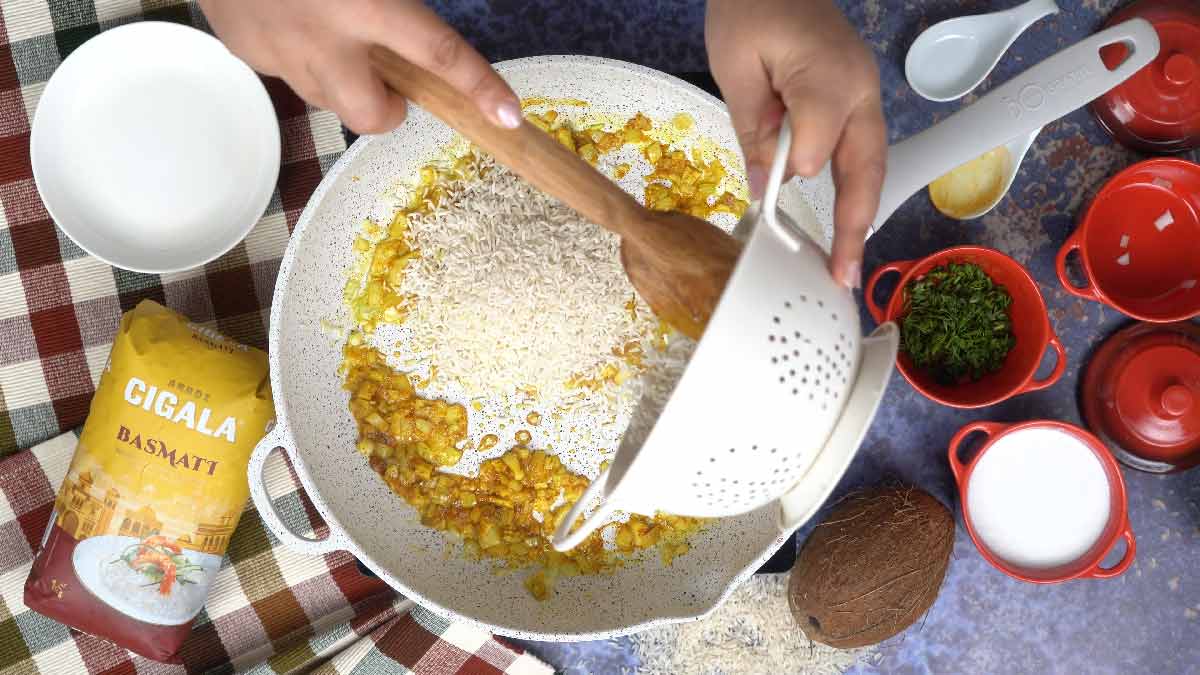 recette riz lait de coco curry: Ajout du riz