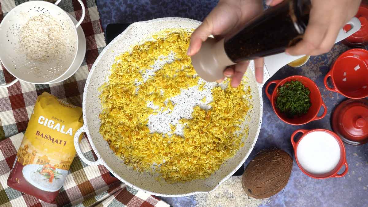 recette riz lait de coco curry: Assaisonner