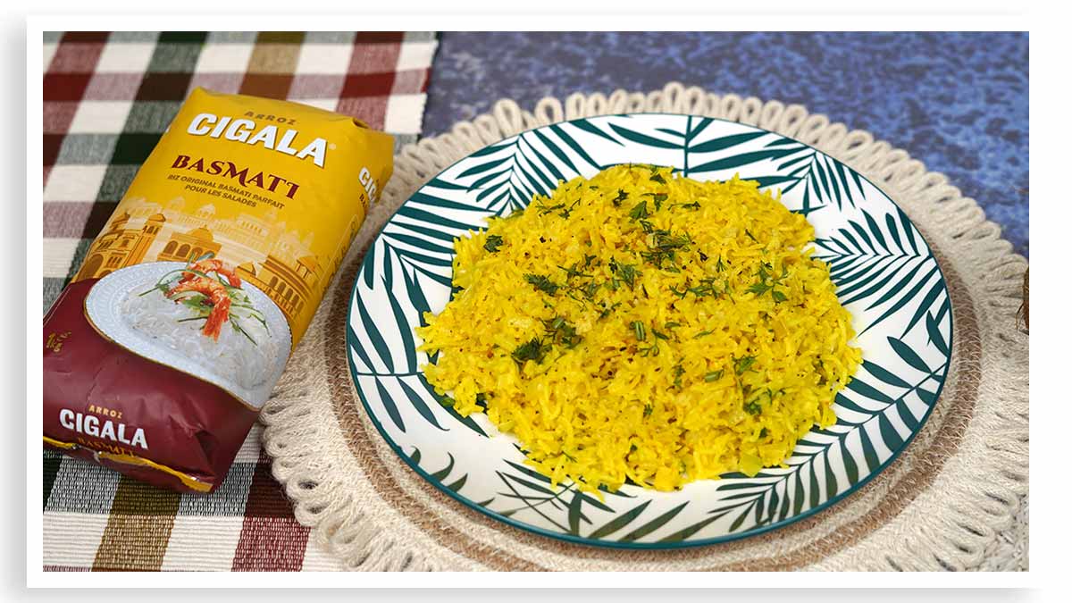 الأرز مع حليب جوز الهند والكاري