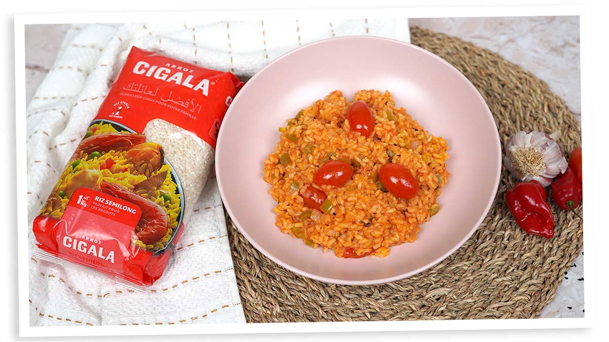 riz et sauce tomate: Service