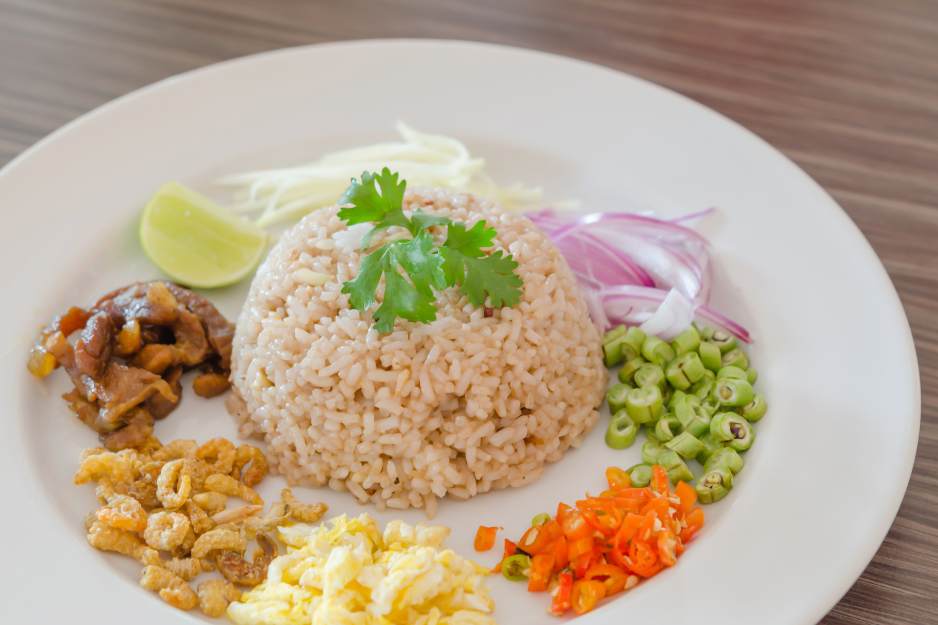 كيف نعرف أن الأرز مطبوخ بشكل مثالي؟ دليل كامل لإعداد الأرز.