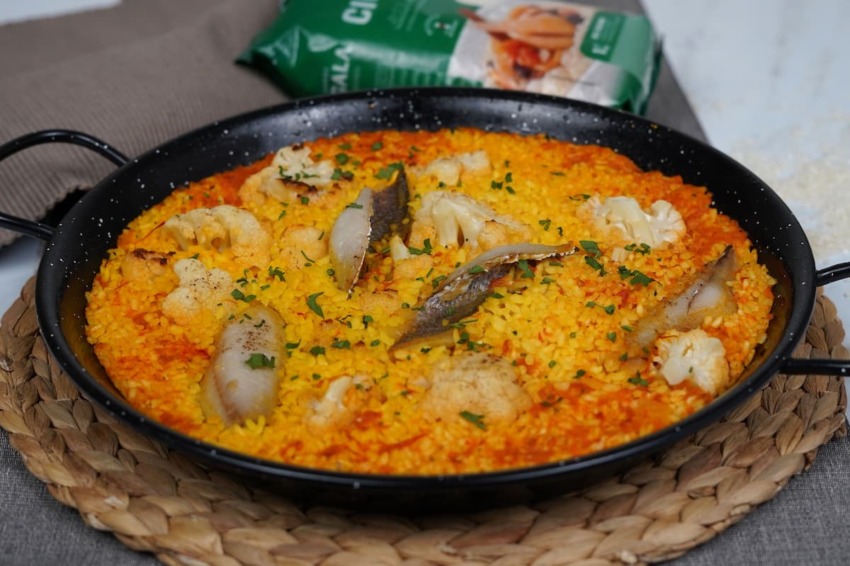 Paella au chou-fleur et la morue