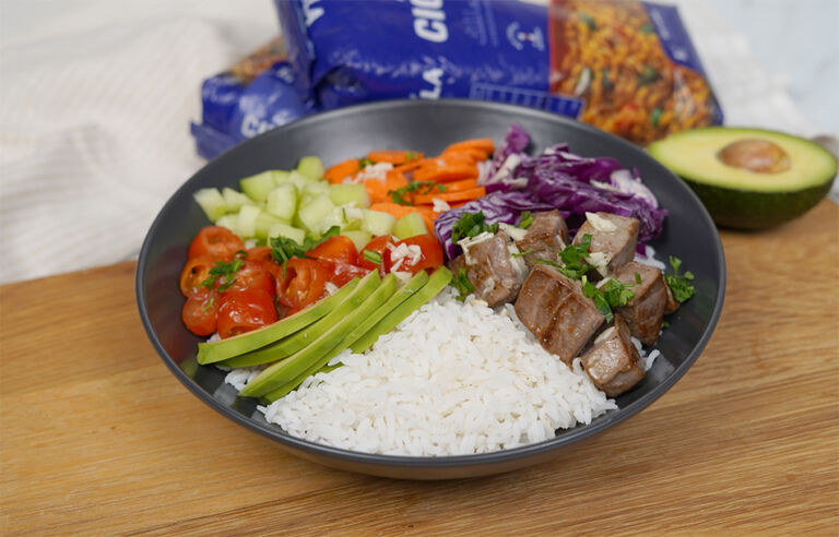 Foto de Recette de Poke Bowl au thon : un plat délicieux et sain
