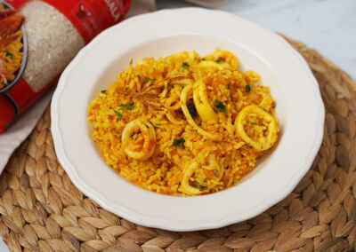 Calamars aux oignons et riz